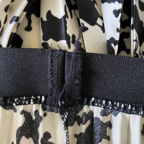 H&M NWT Printed Midi Skirt - Picture 6 of 9